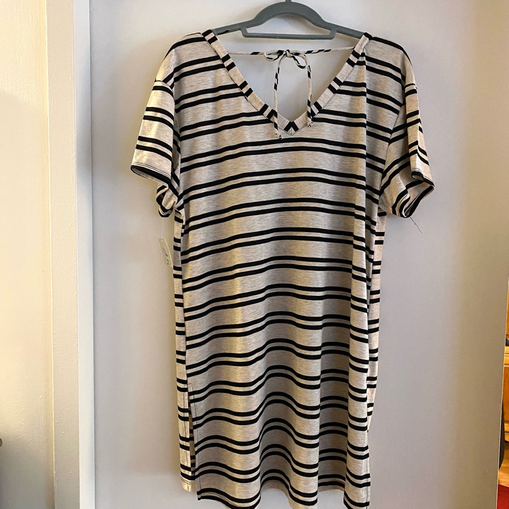 J Valdi swim cover up XL Tan and black stripe NWT - Picture 6 of 6
